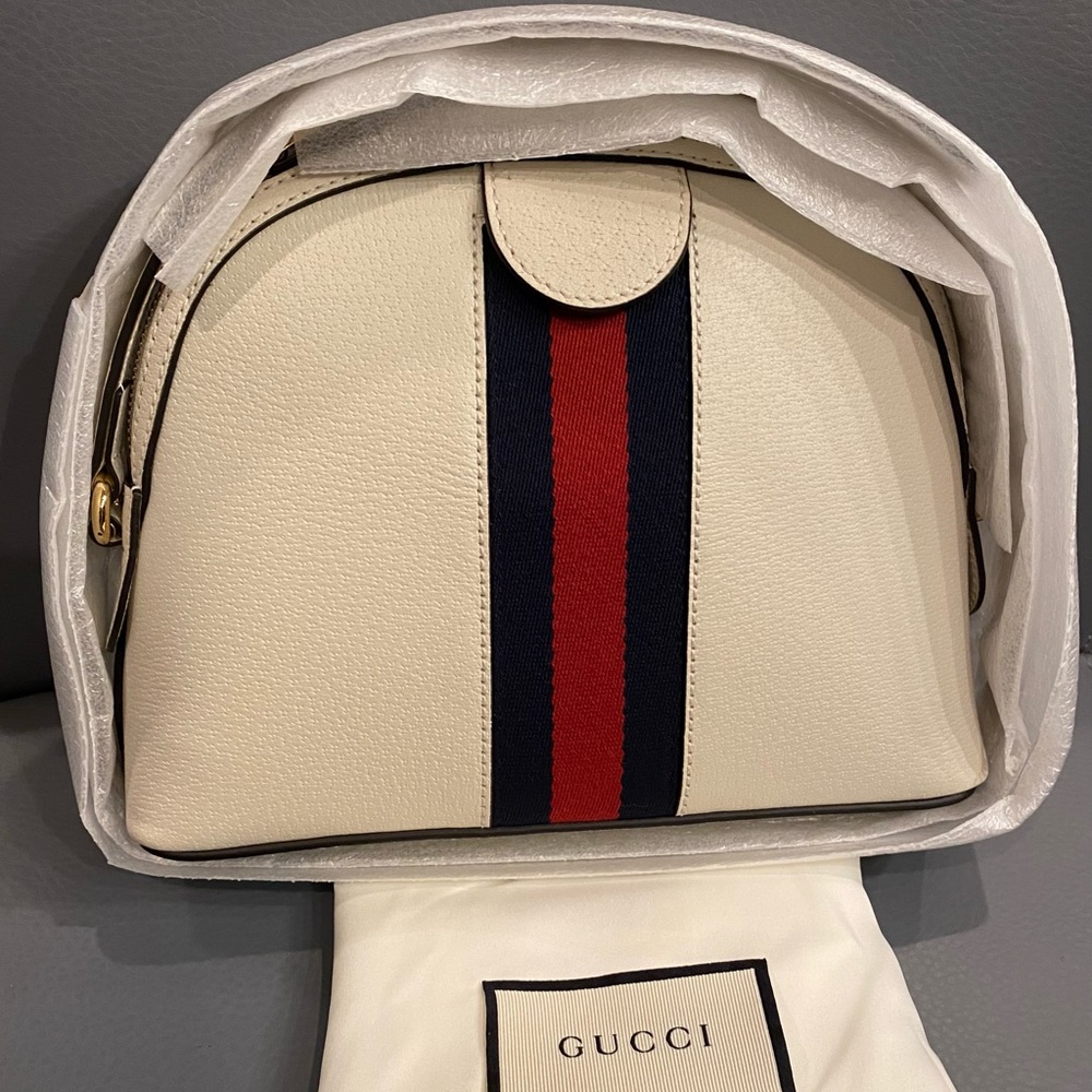 ✨SOLD!✨NEW!✨GUCCI✨GG SUPREME TEXTURED LEATHER DOME BAG - Picture 10 of 16